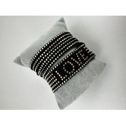 Siyah Taşlı Love Yazılı Bileklik